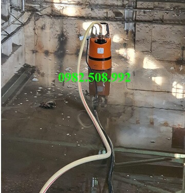 Bơm chìm Tsurumi thoát nước thải mặt sàn tầng hầm