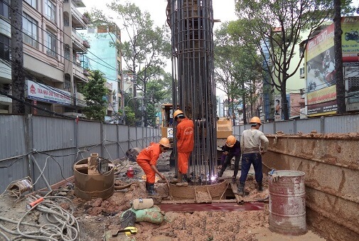 Bơm Bentonite dùng trong quá trình thi công khoan cọc nhồi bê tông